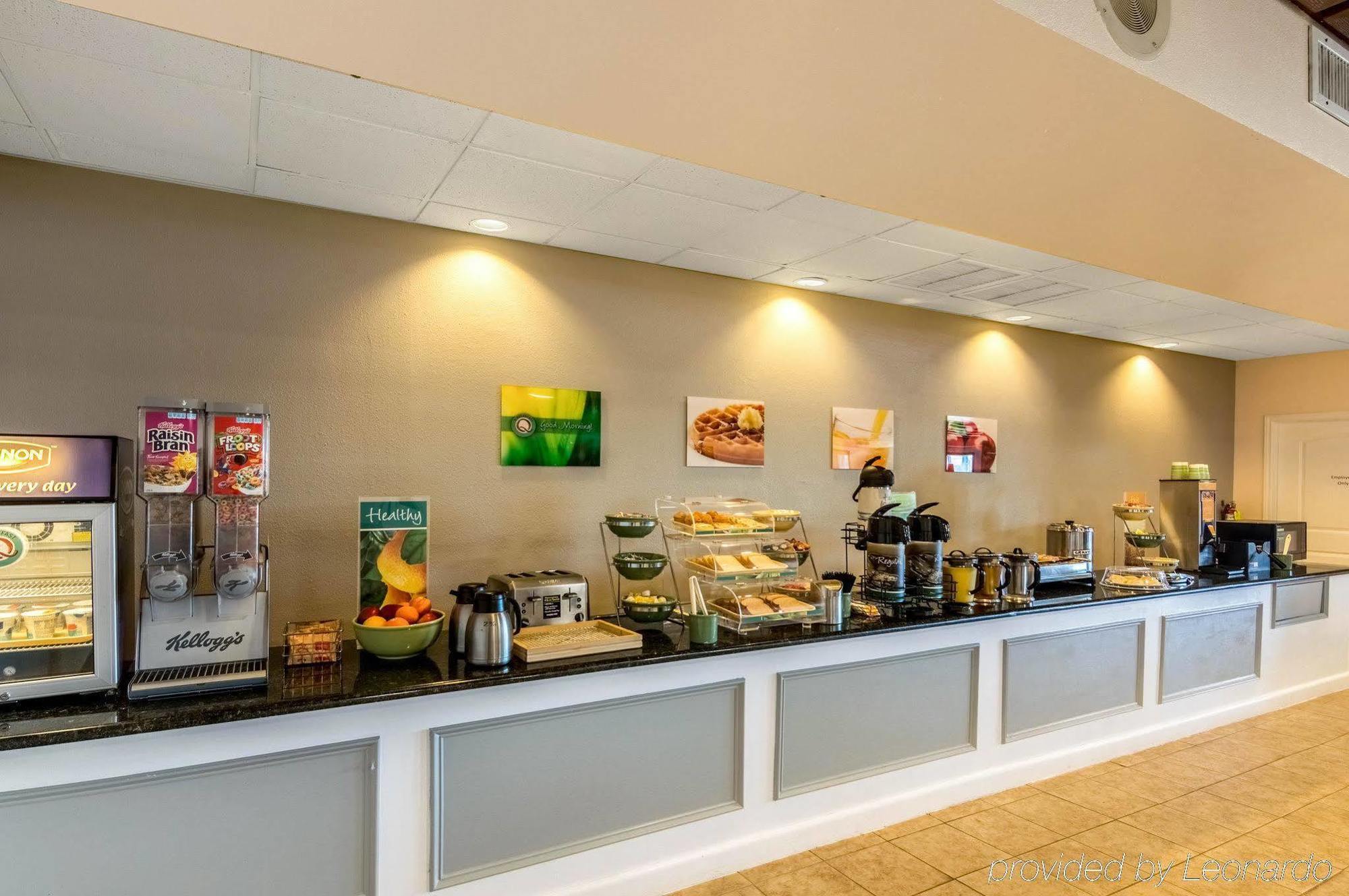 Texas Inn & Suites Denton Bagian luar foto