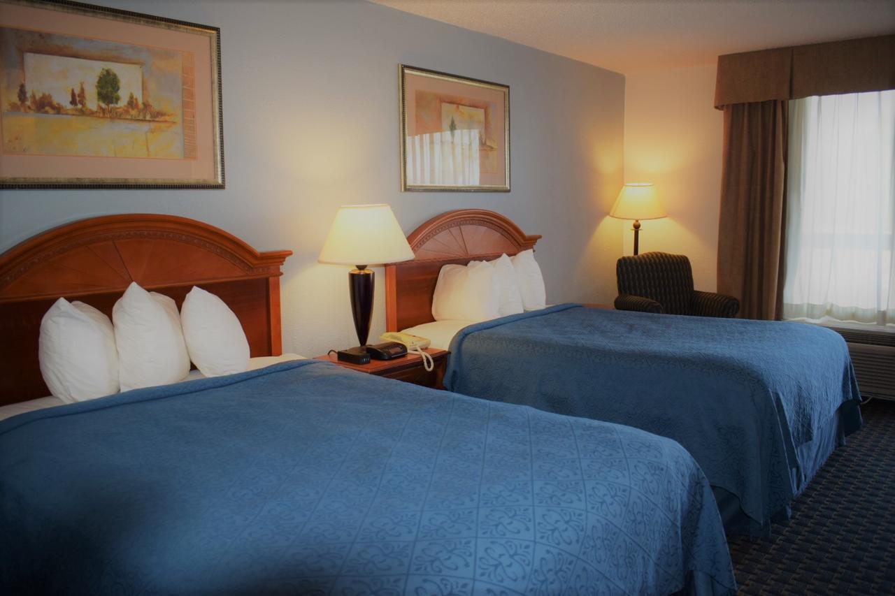 Texas Inn & Suites Denton Bagian luar foto